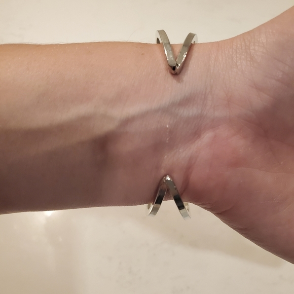 Silver Cuff Bracelet Preppy Boho Bride Simple Work Delicate Vacation Classic - Picture 2 of 6